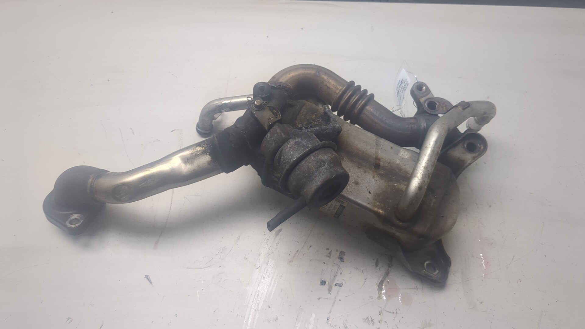 Тройник вентиляции картерных газов