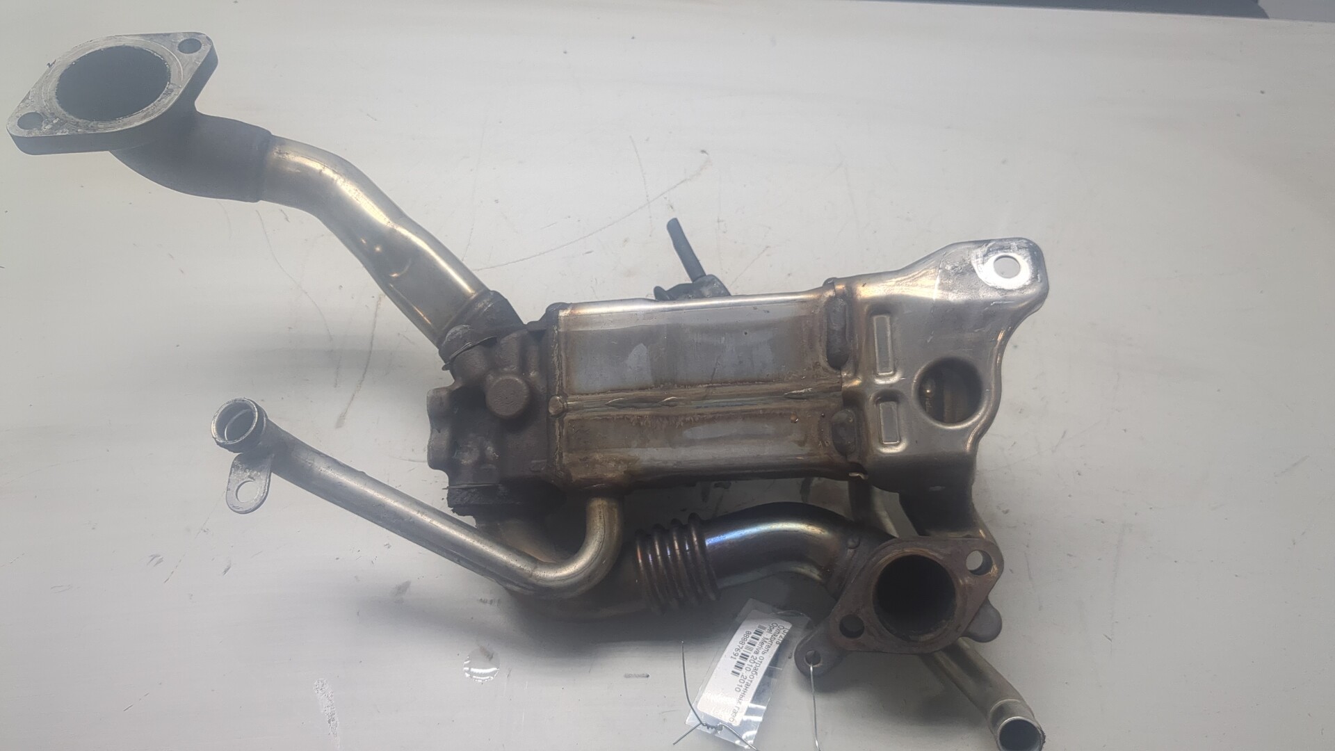 Тройник вентиляции картерных газов