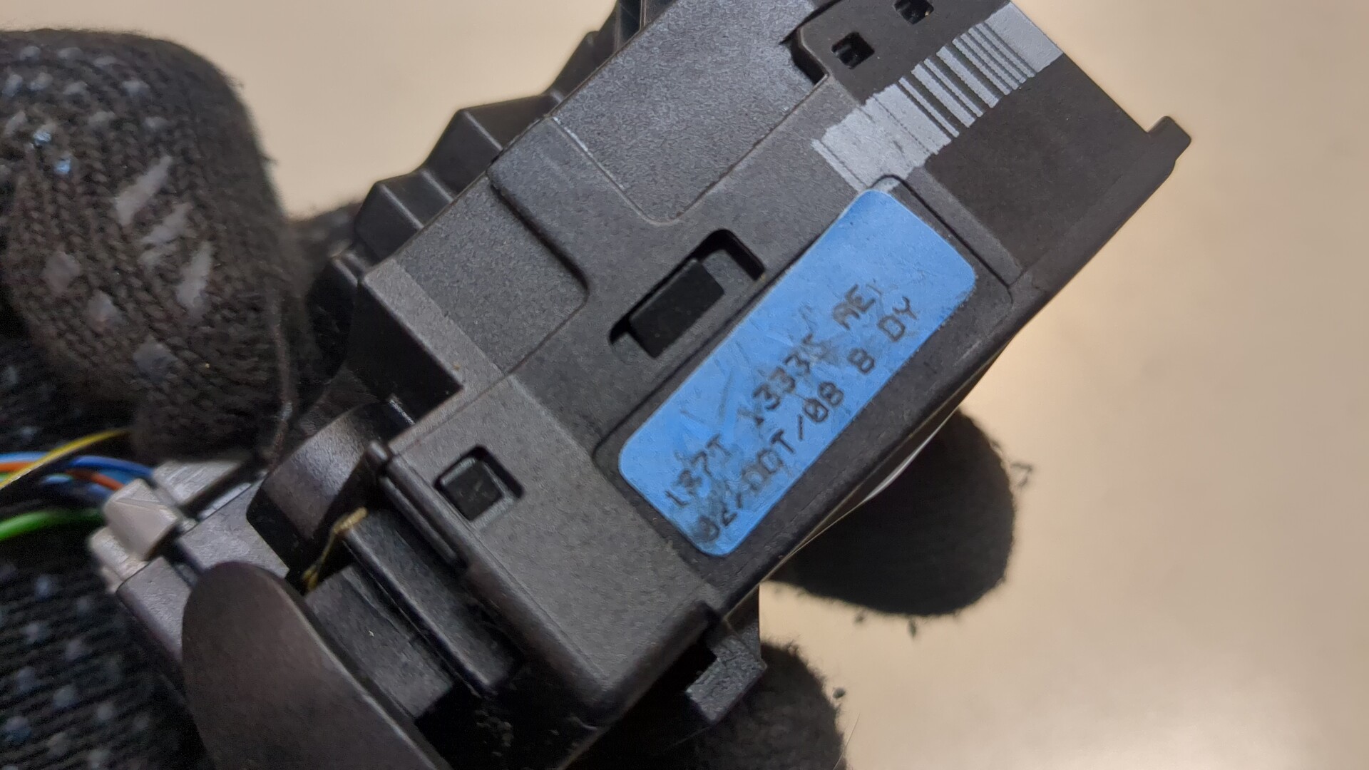 Переключатель поворотов подрулевой