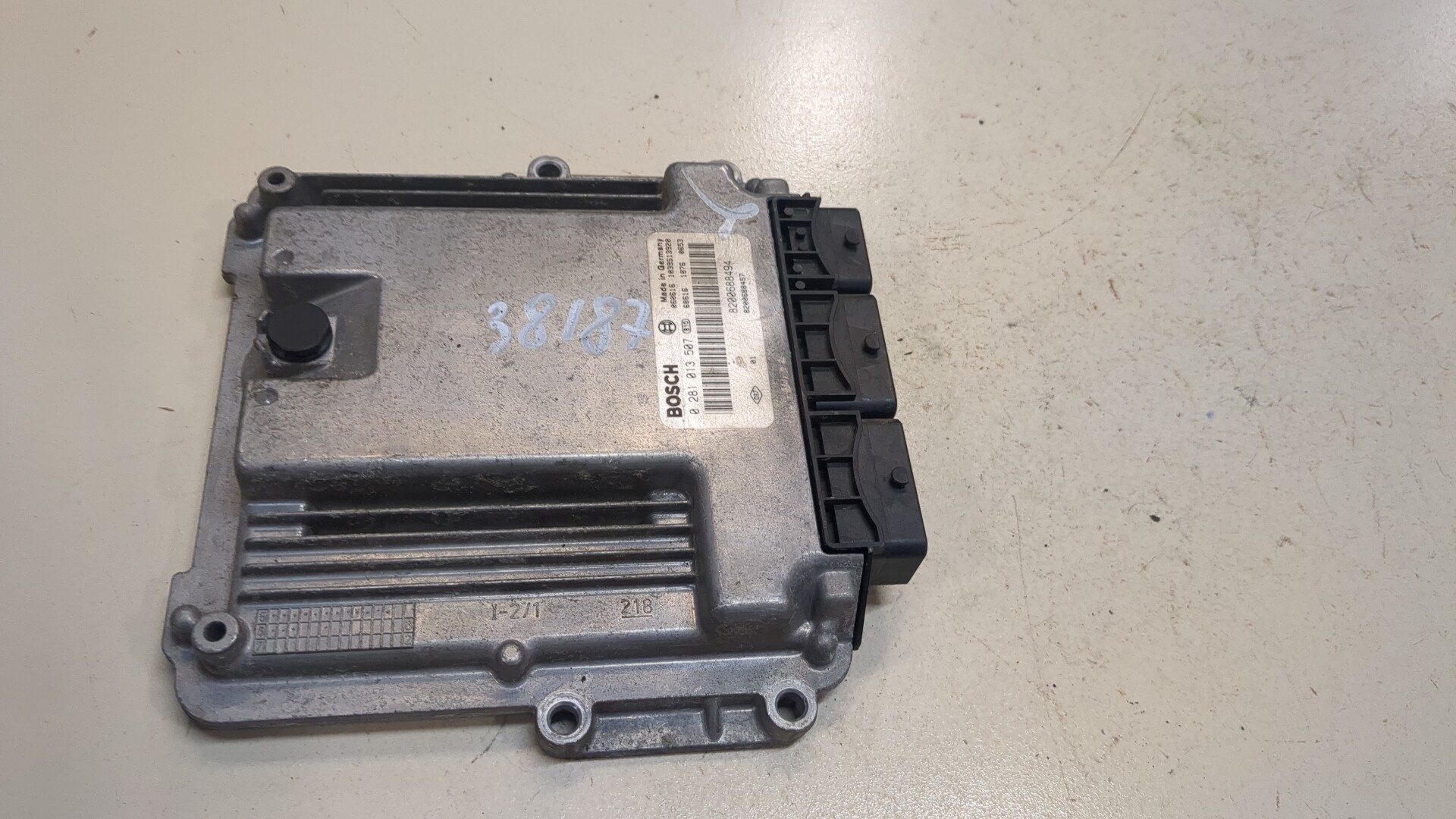 Блок управления двигателем