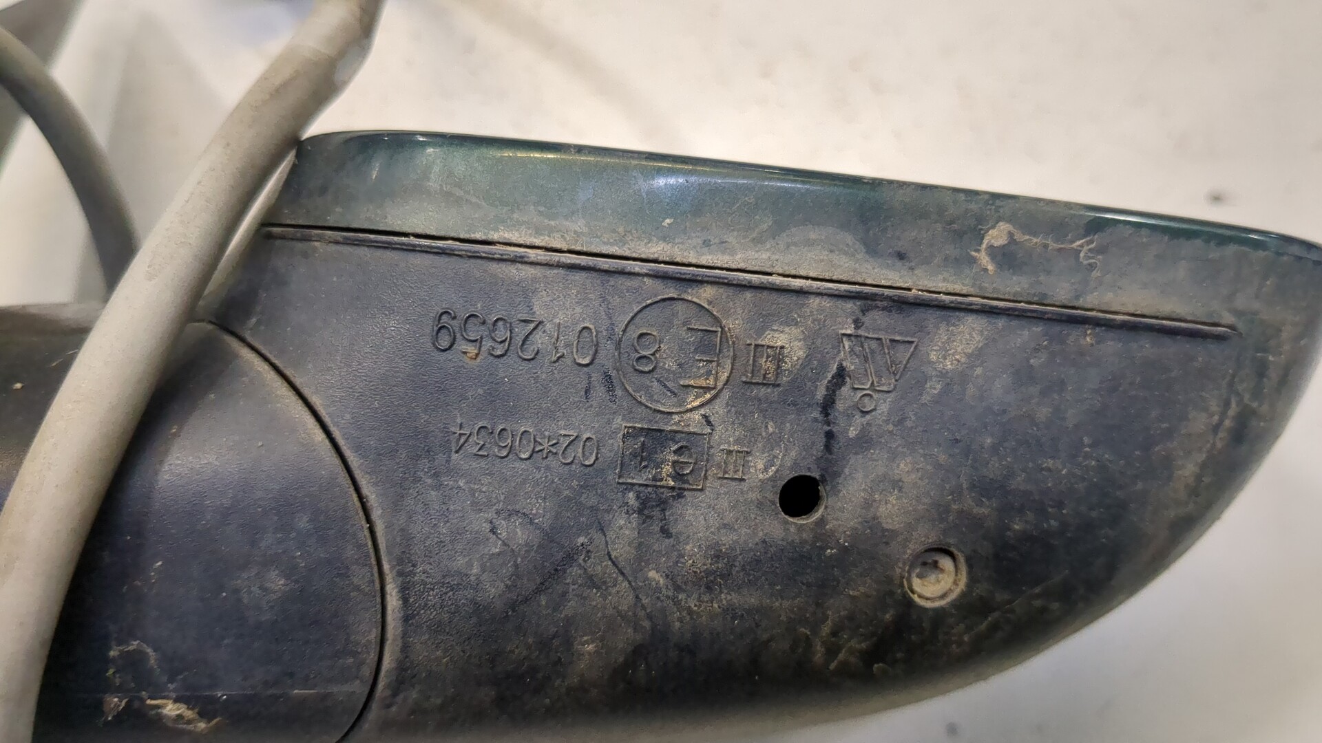 Зеркало правое электрическое