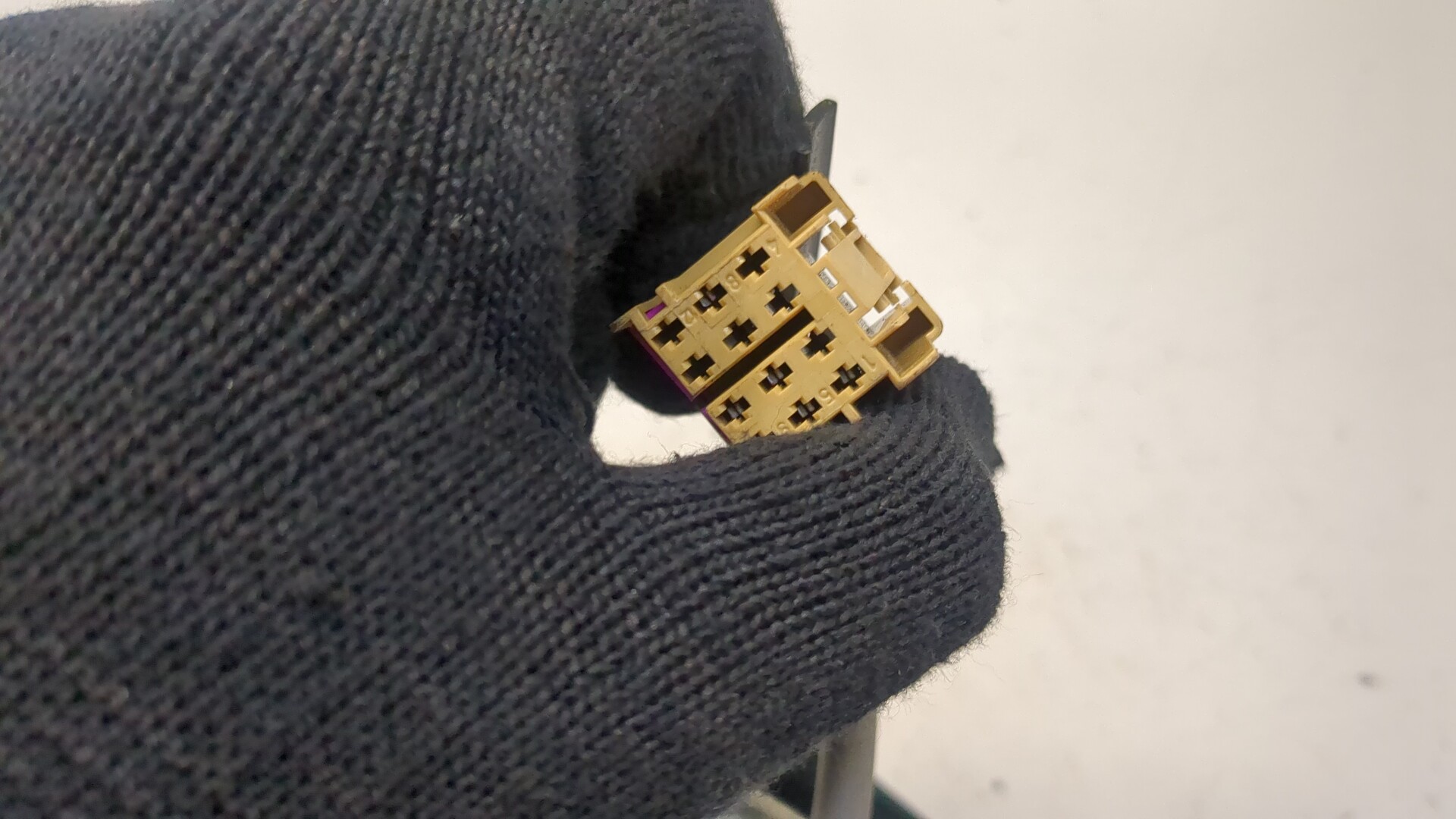 Зеркало правое электрическое