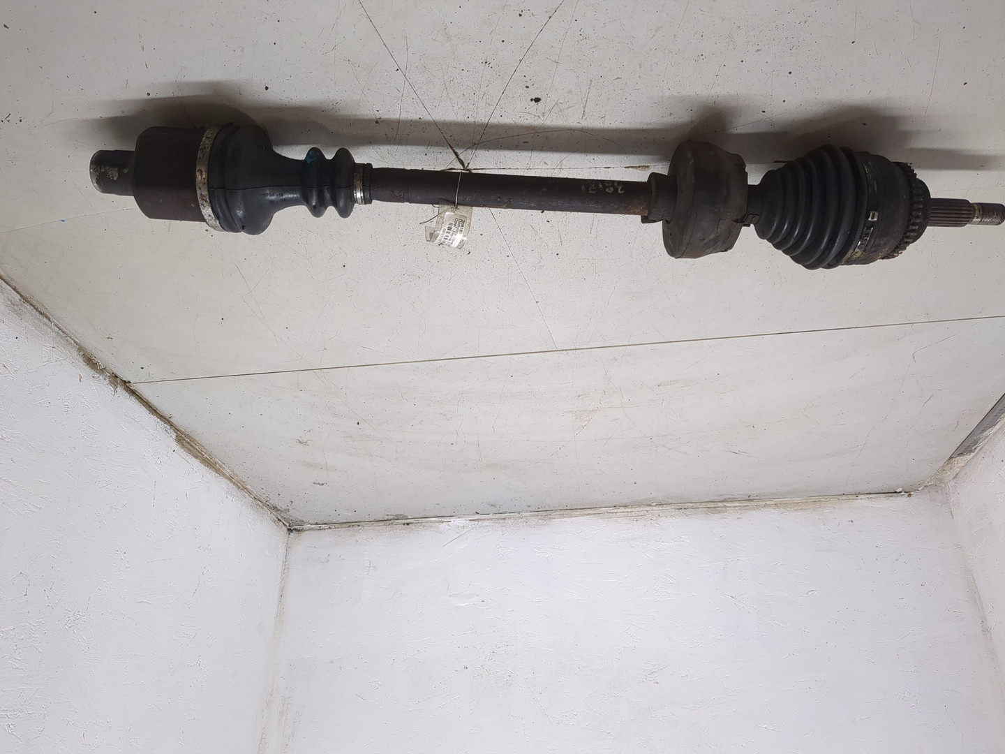 Полуось передняя правая