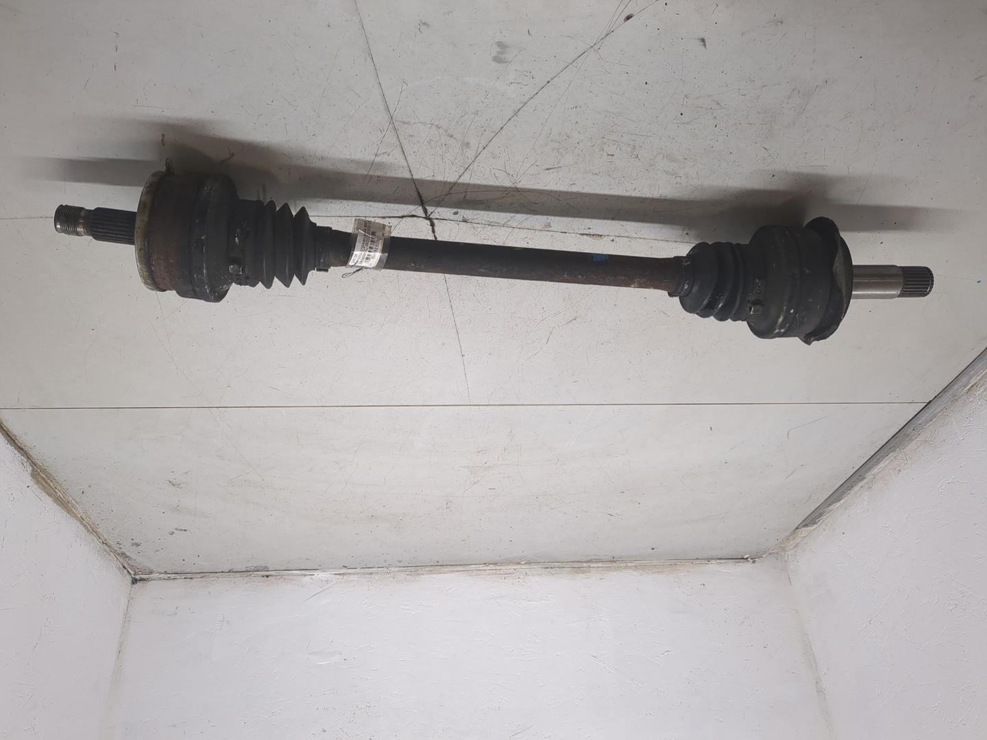 Полуось задняя