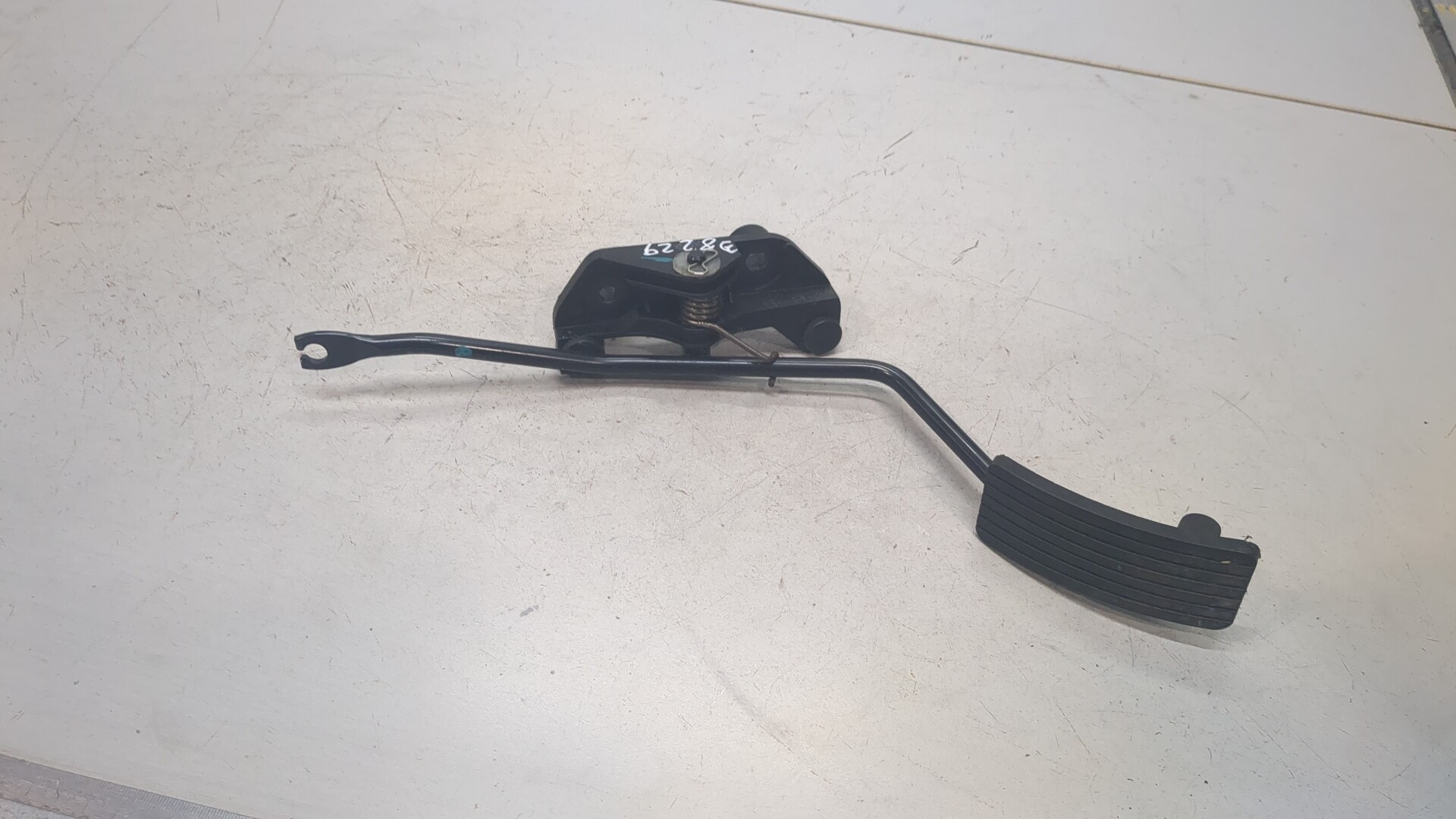 Педаль газа