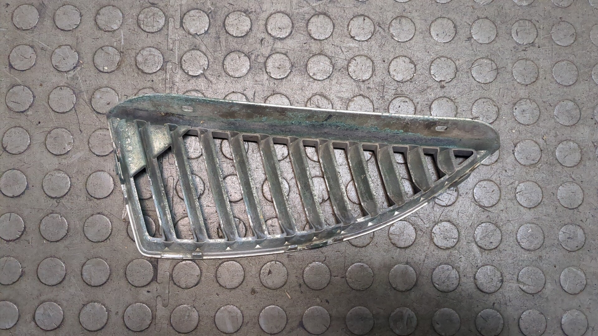 Решетка радиатора