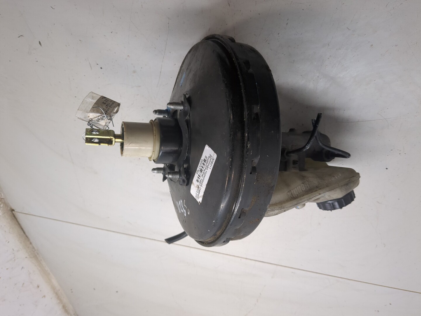 Цилиндр тормозной главный