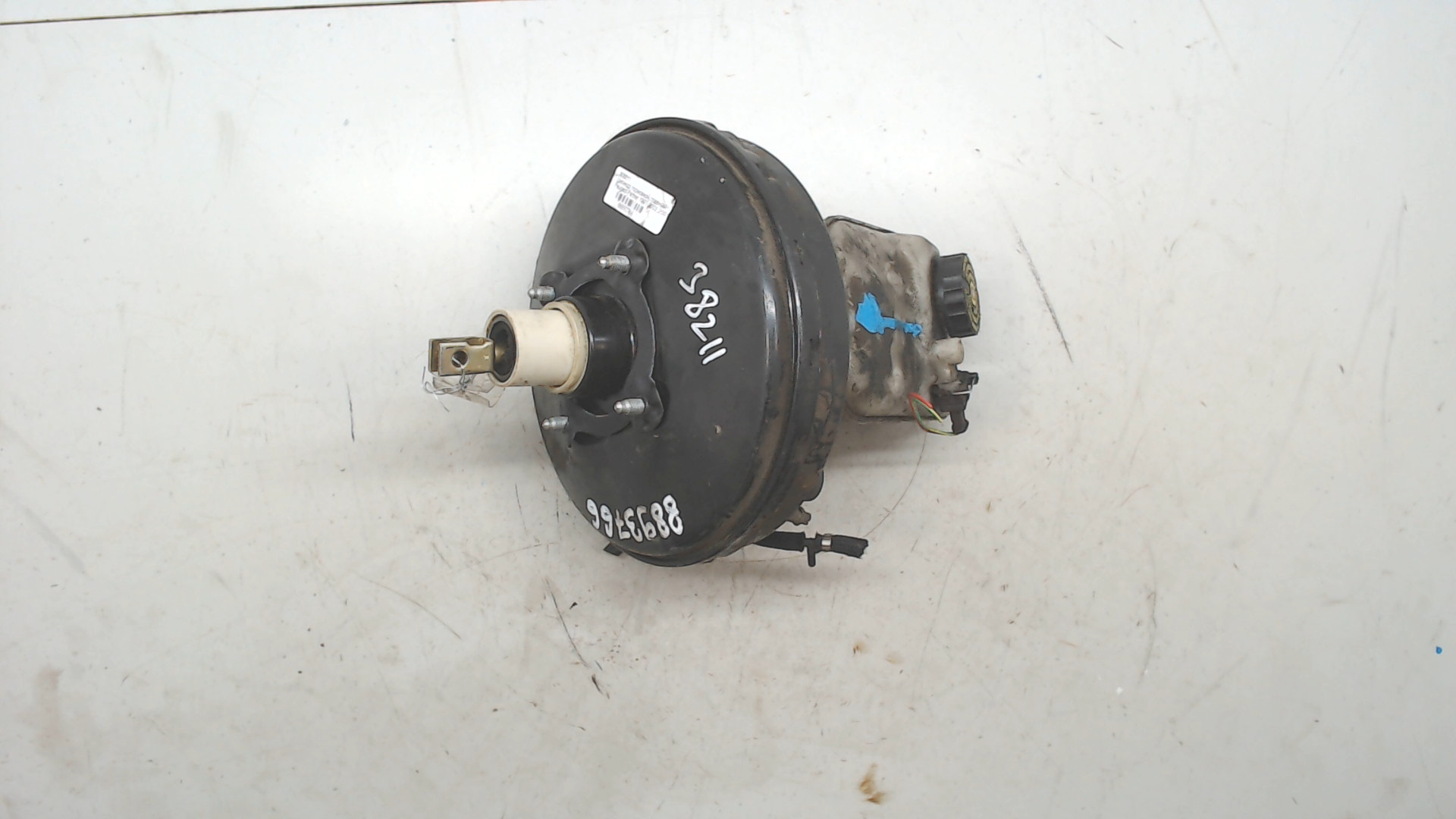 Цилиндр тормозной главный