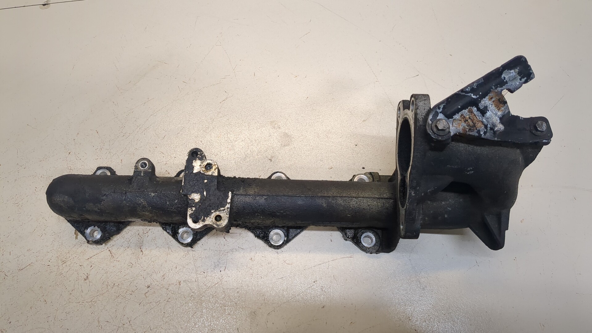 Коллектор впускной