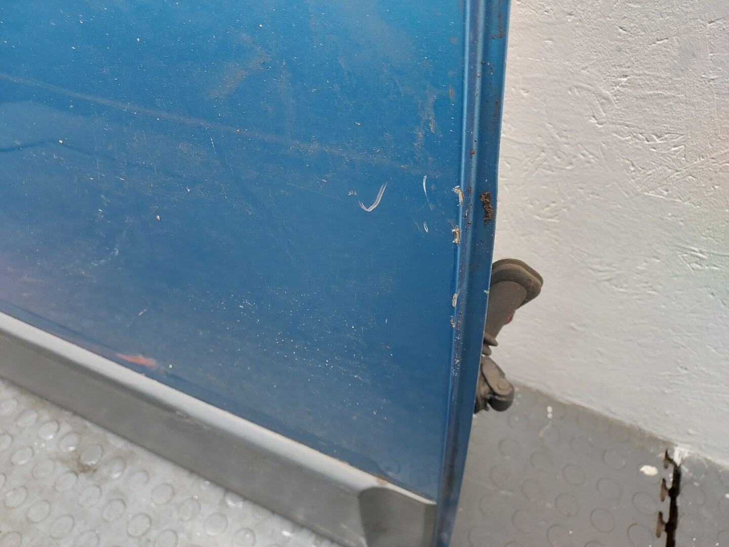 Дверь задняя правая