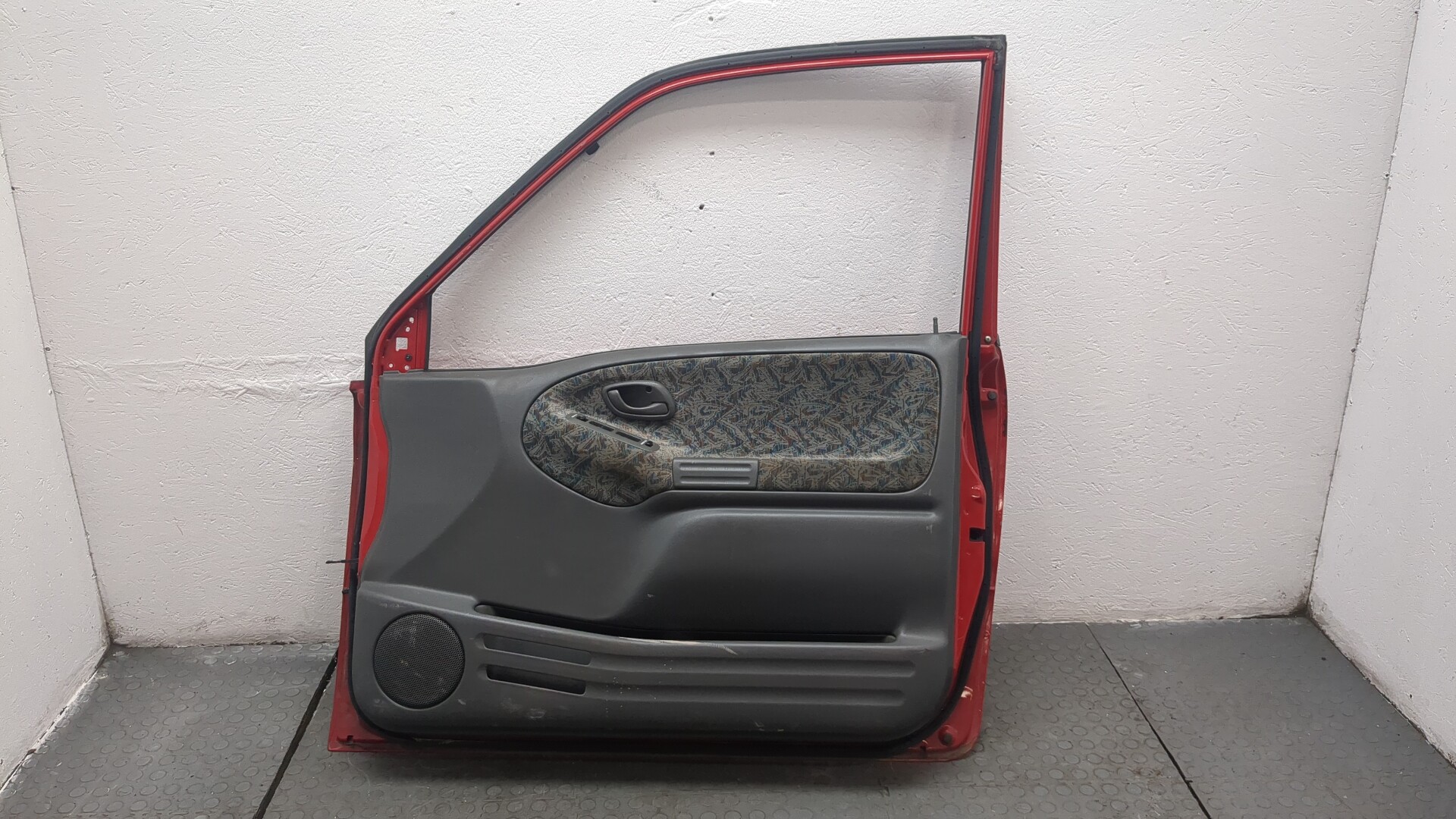 Дверь передняя правая