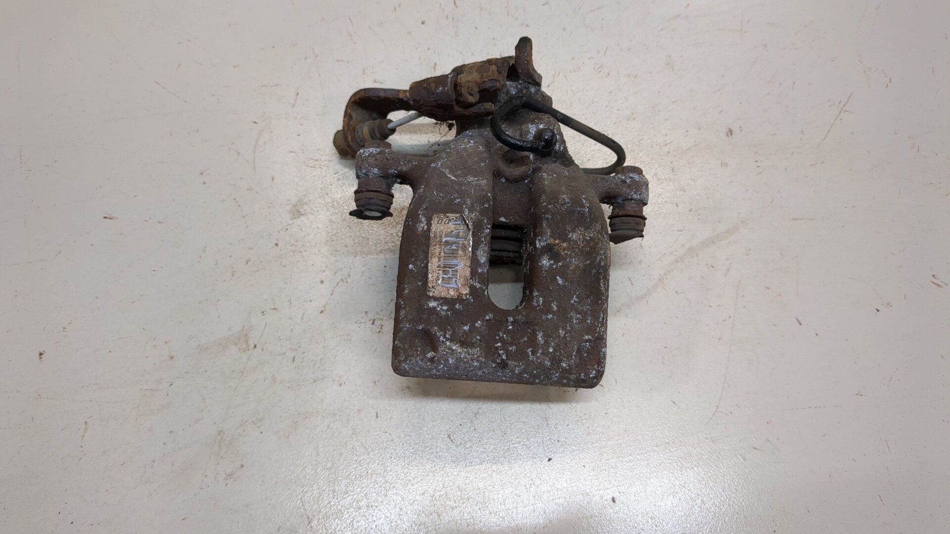 Суппорт задний правый