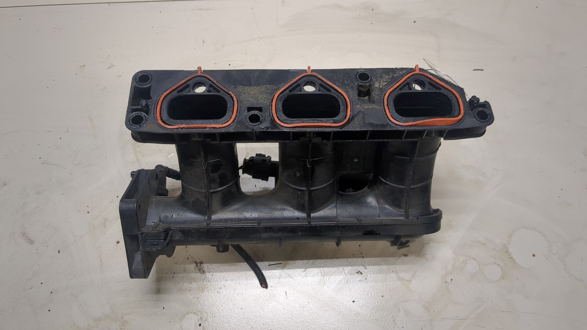 Коллектор впускной