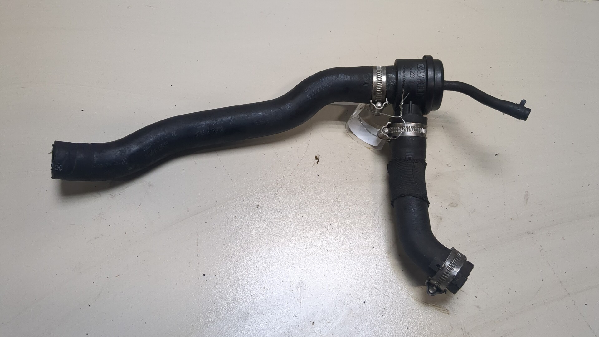 Трубка вентиляционная