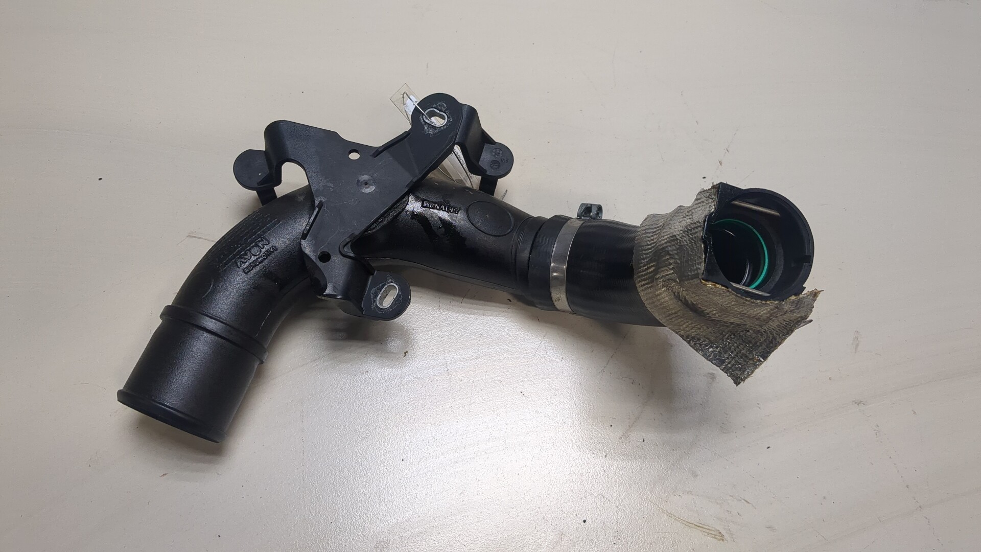 Патрубок интеркулера