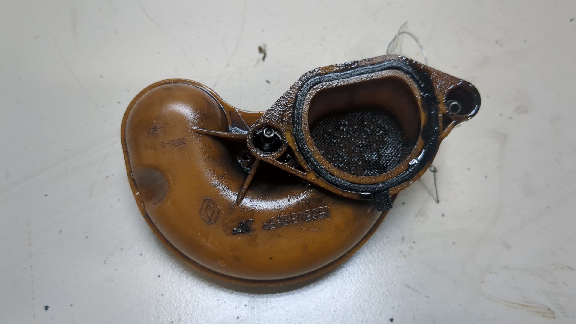 Маслозаборник