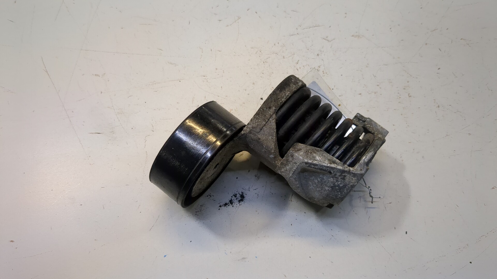 Натяжитель ремня