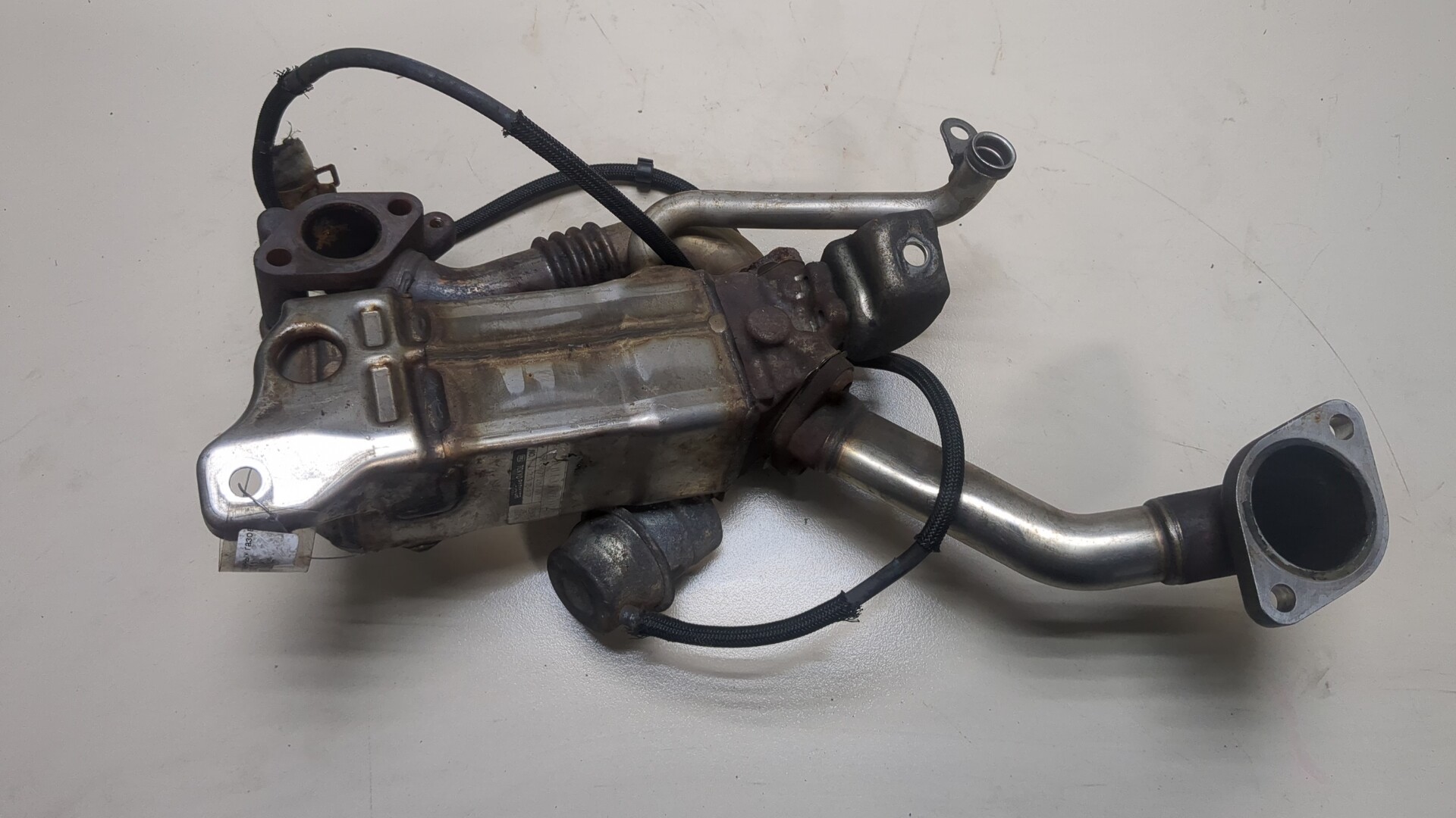 Тройник вентиляции картерных газов