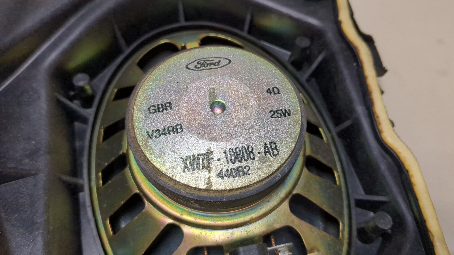 Стеклоподъемник механ. задний правый