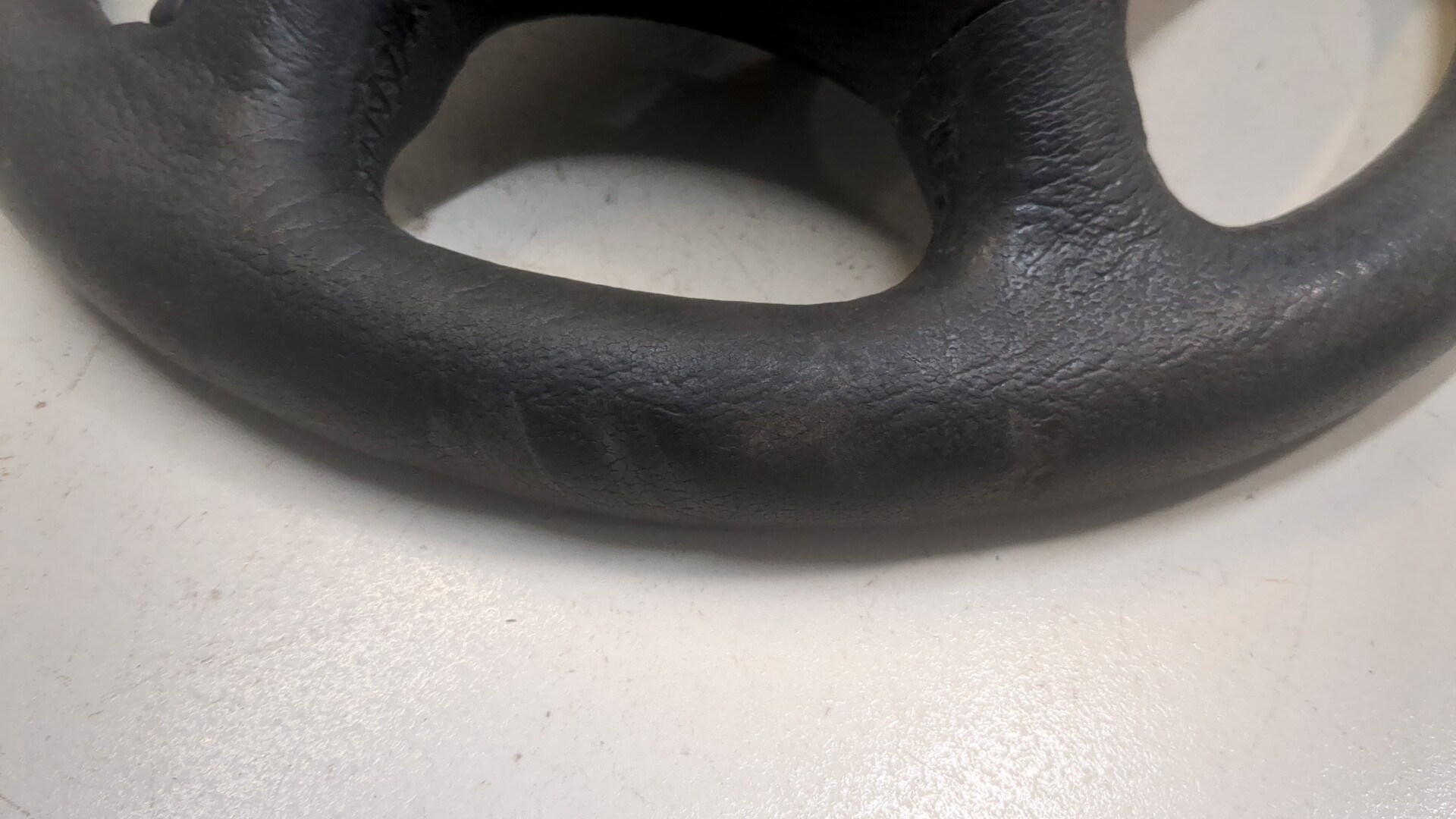 Рулевое колесо (руль)