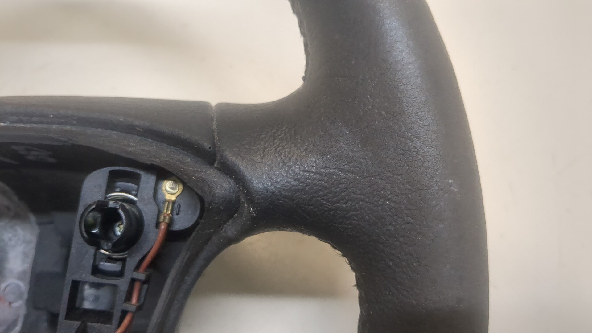 Рулевое колесо (руль)