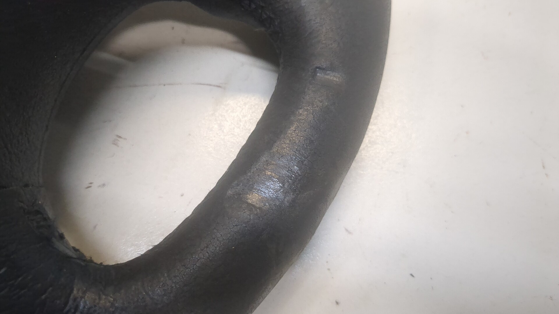 Рулевое колесо (руль)