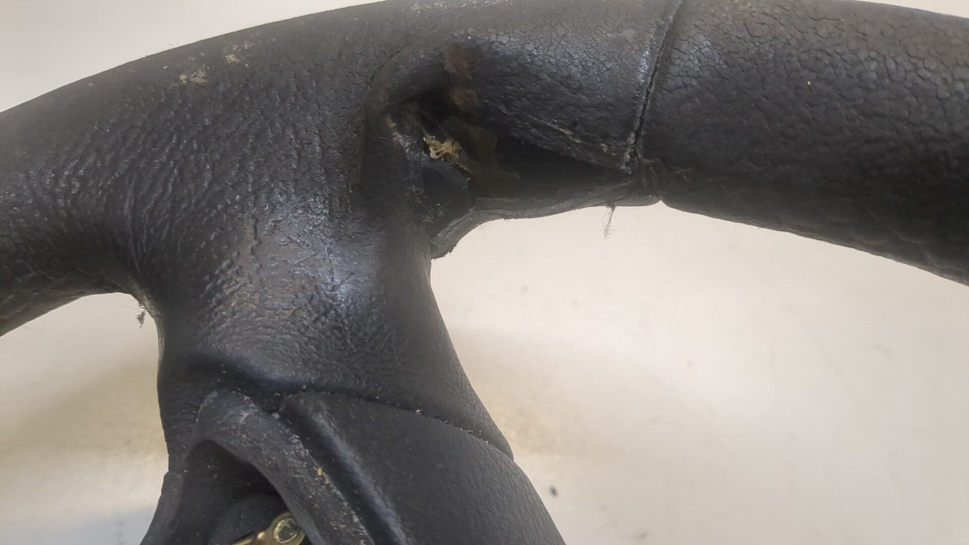 Рулевое колесо (руль)