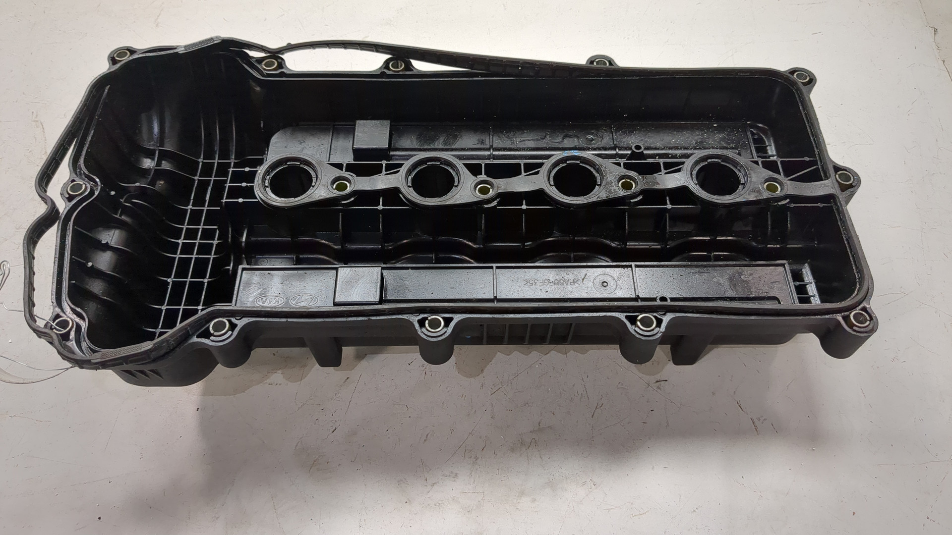 Крышка клапанная ГБЦ