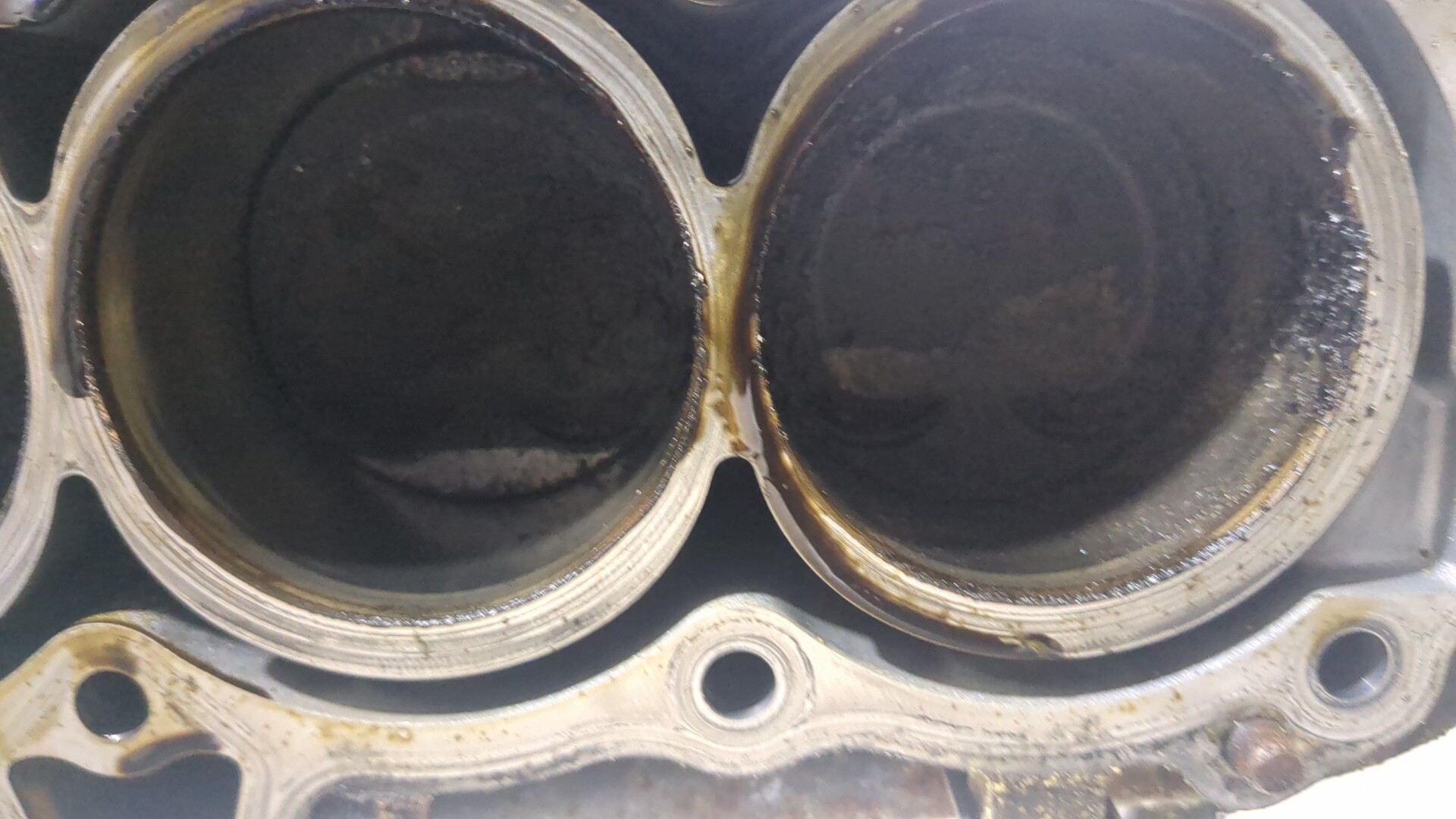 Блок двигателя