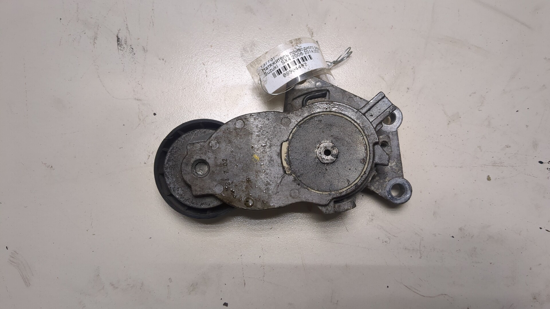 Натяжитель ремня