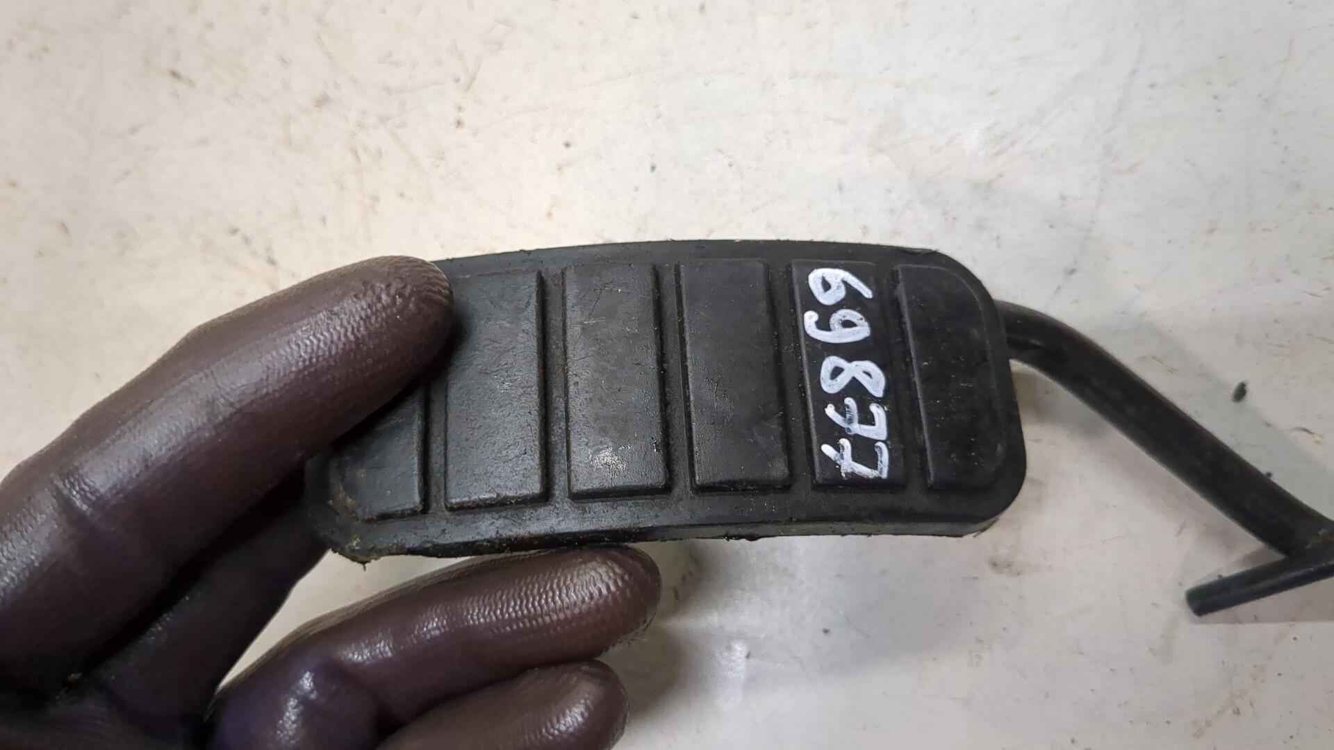 Педаль газа