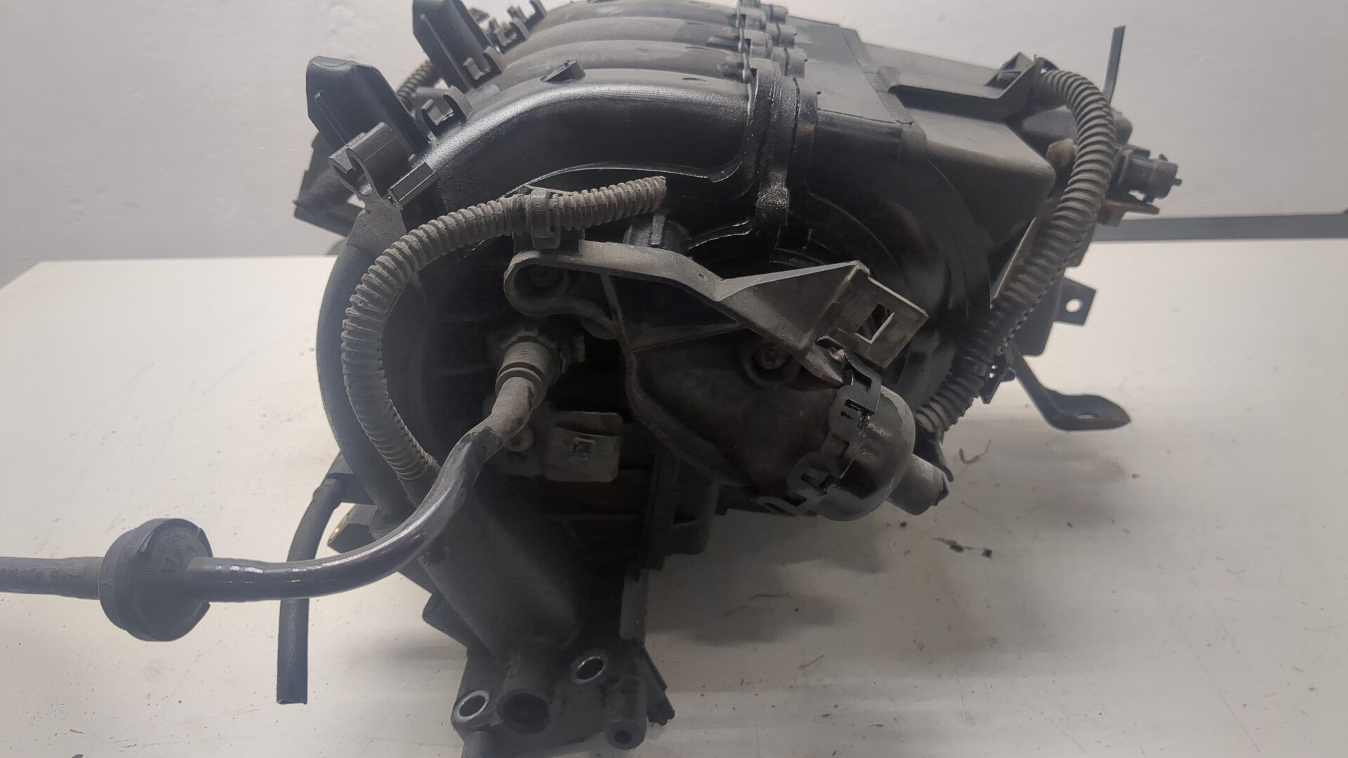 Коллектор впускной