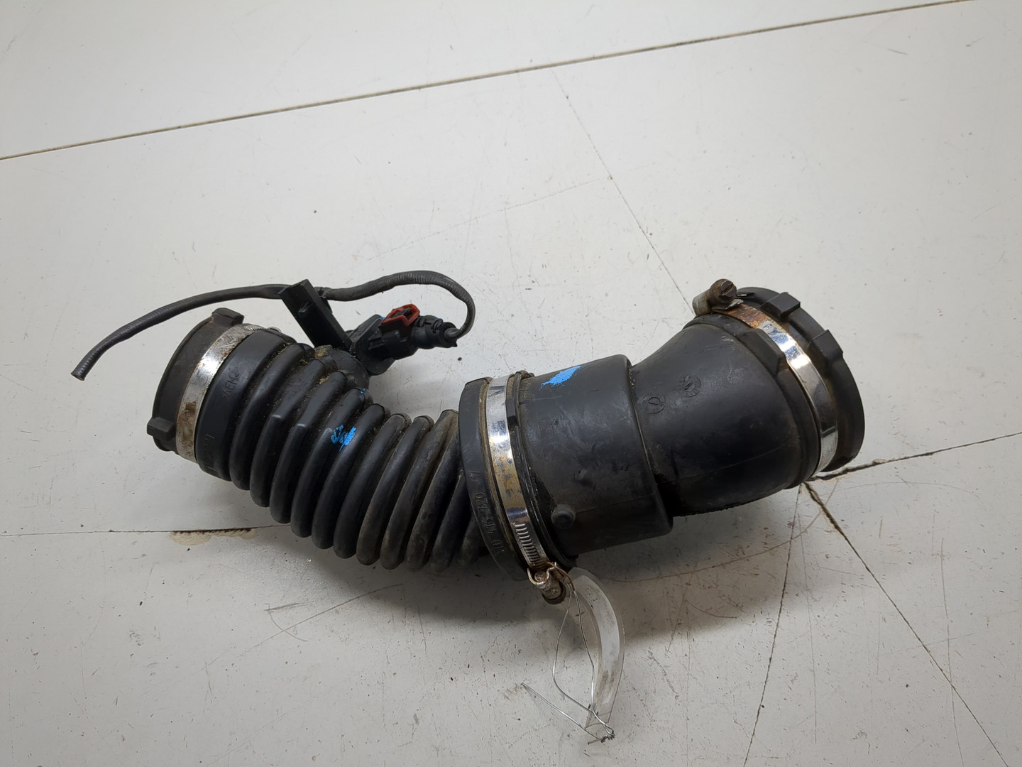 Патрубок воздушного фильтра