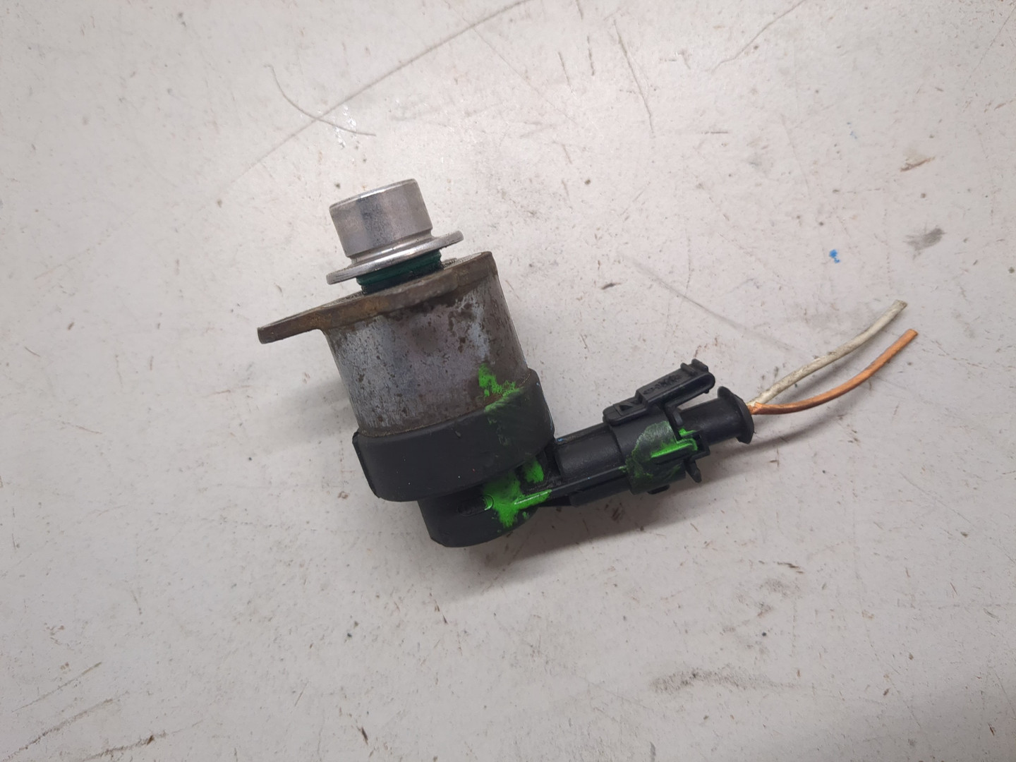 Регулятор давления топлива