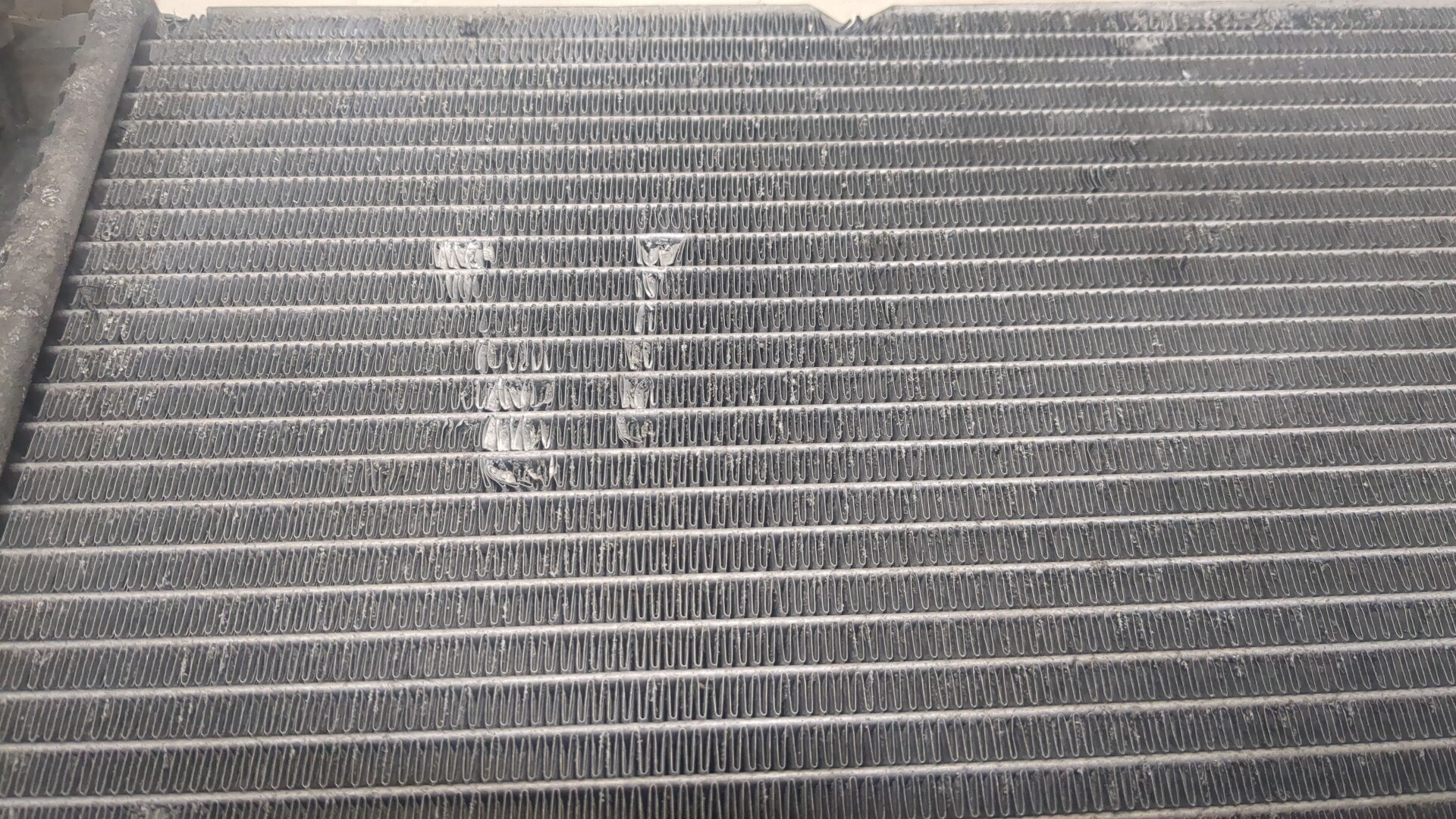 Радиатор охлаждения двигателя основной