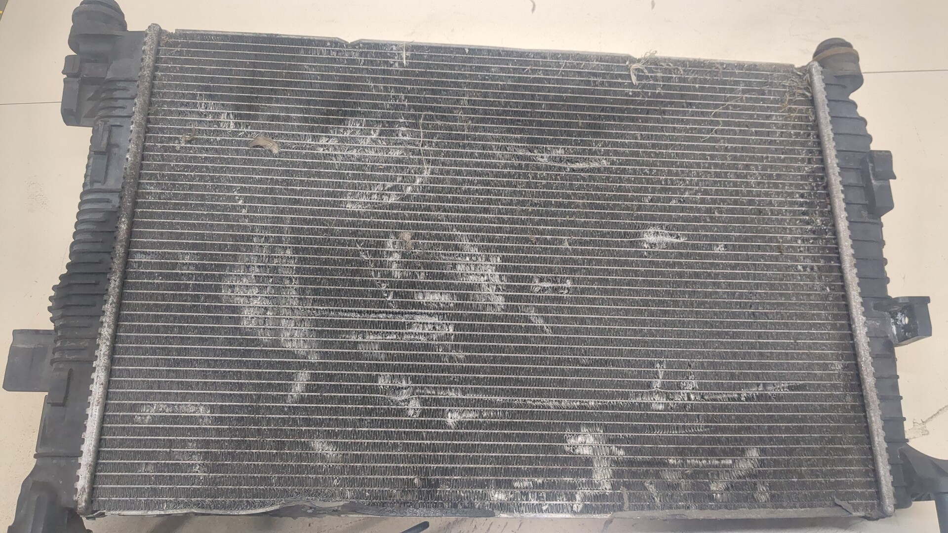 Радиатор охлаждения двигателя основной