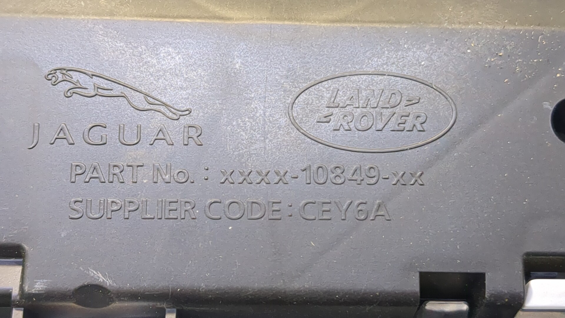 Панель приборов