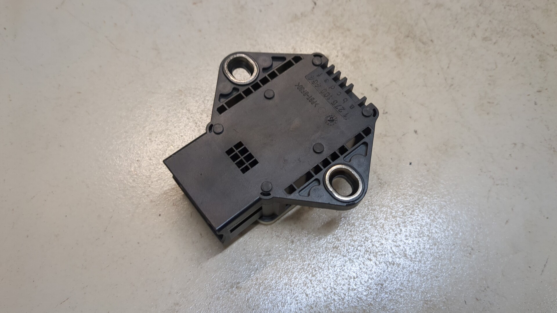 Датчик ускорения