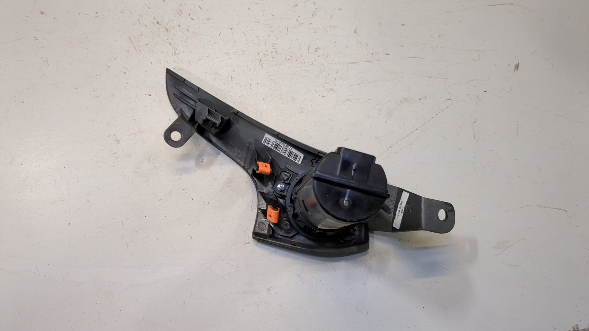 Кнопка запуска двигателя