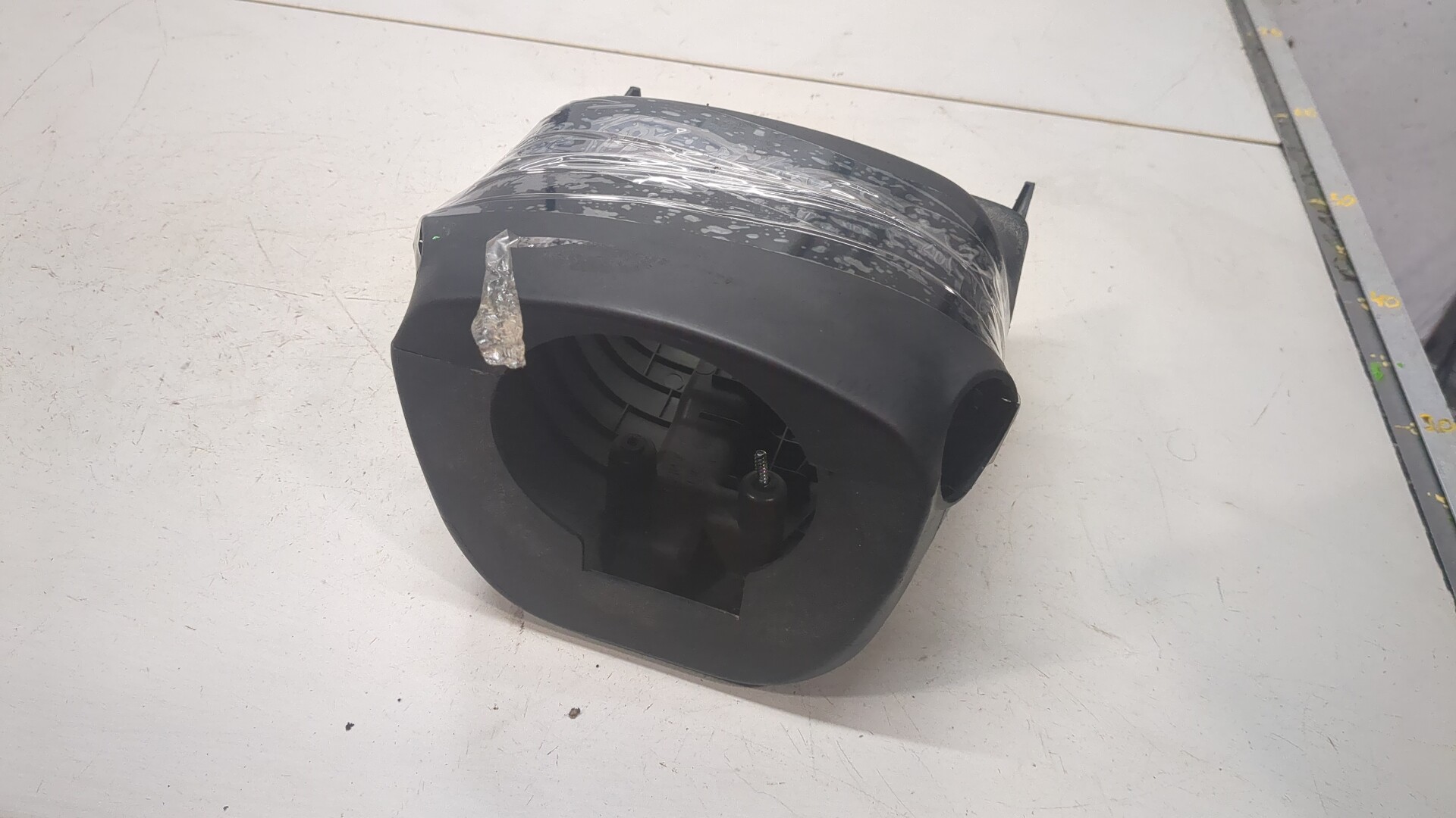 Кожух рулевой колонки