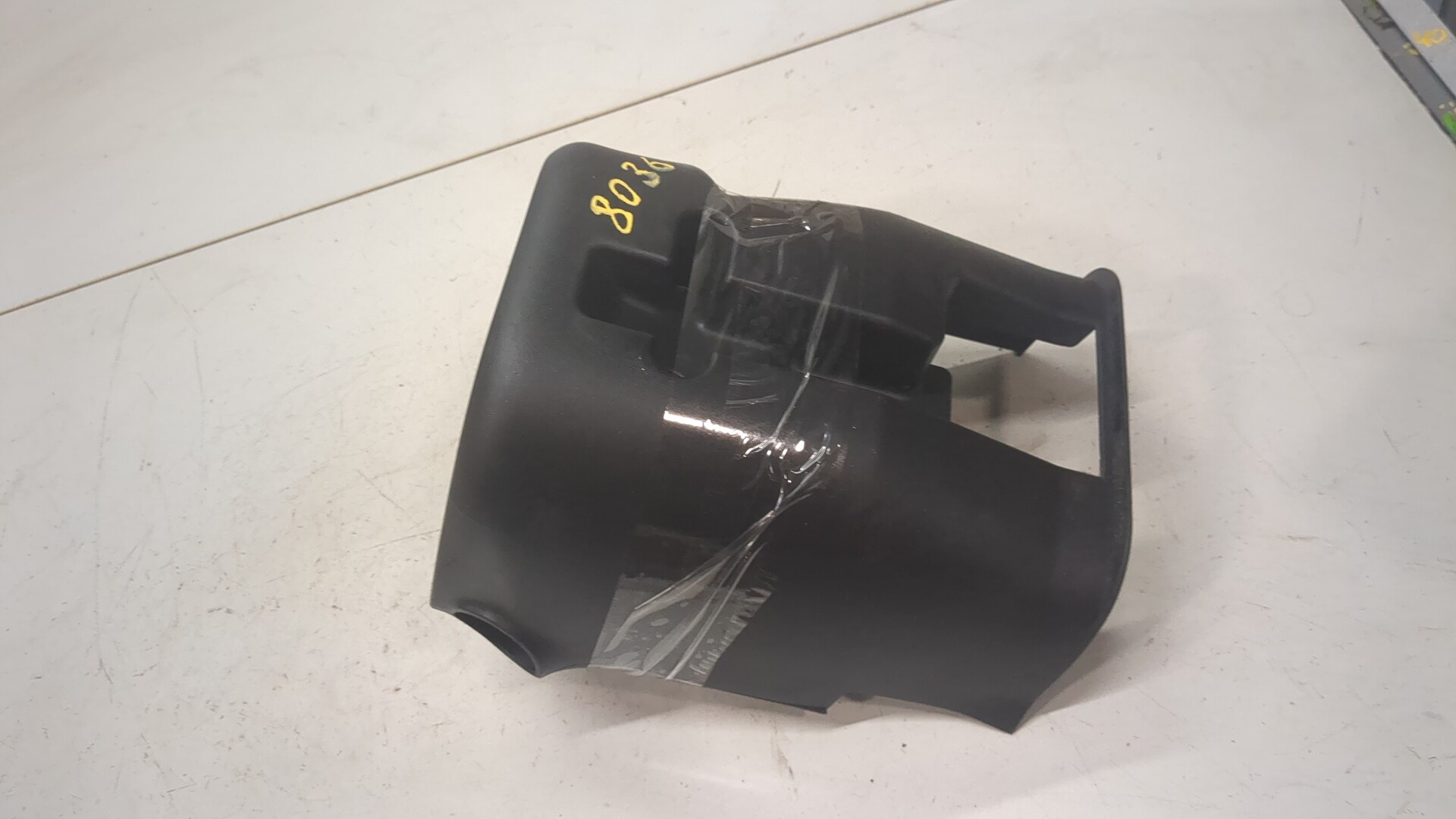 Кожух рулевой колонки