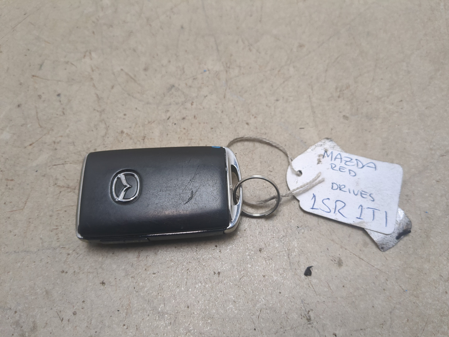 Ключ зажигания