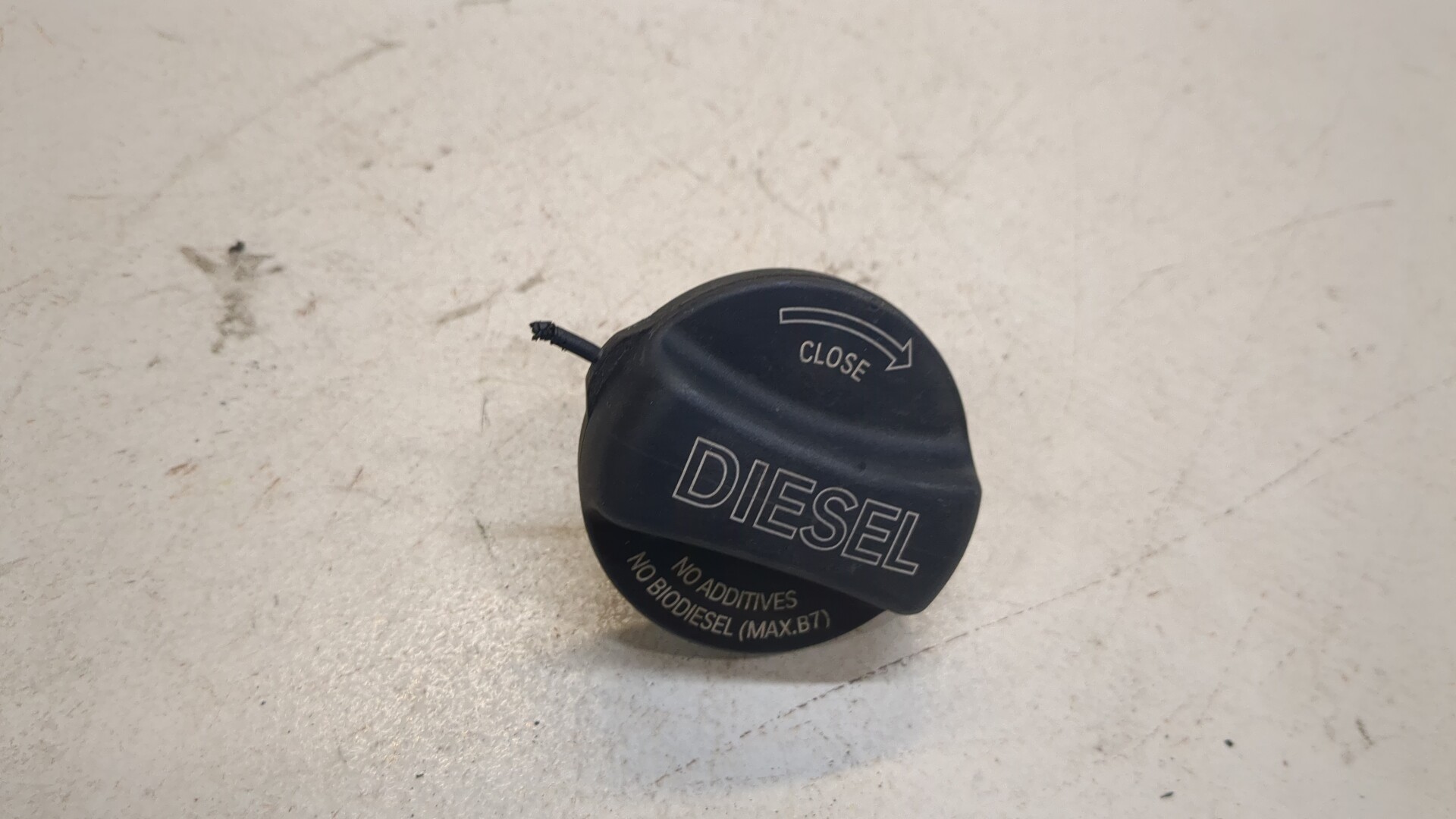 Крышка бензобака