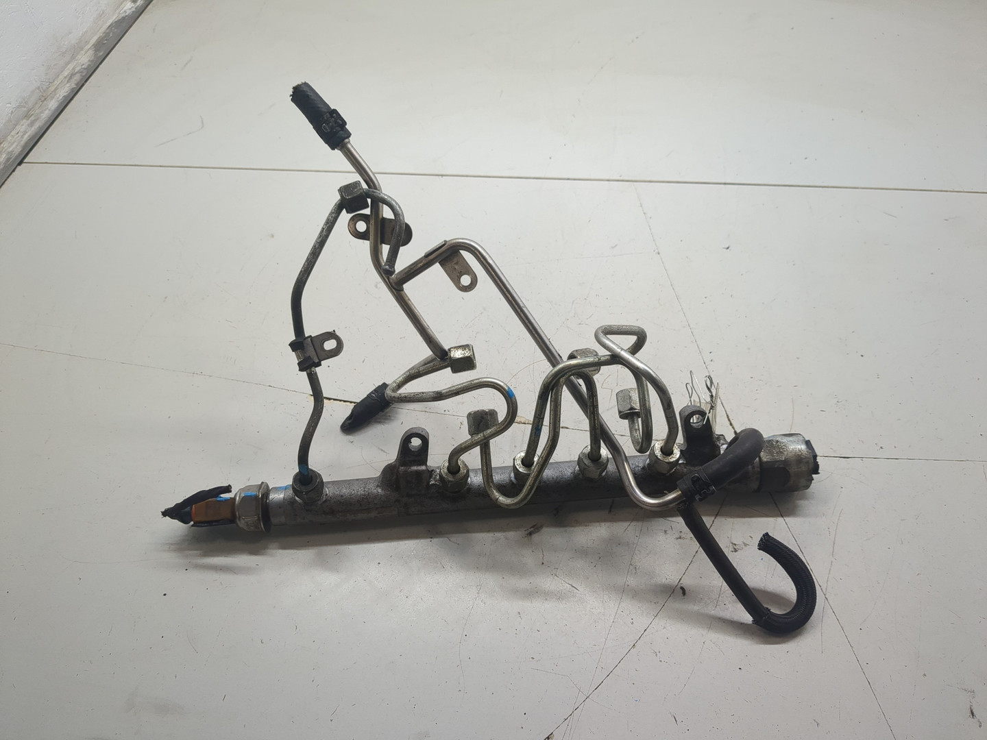 Рейка топливная (рампа)