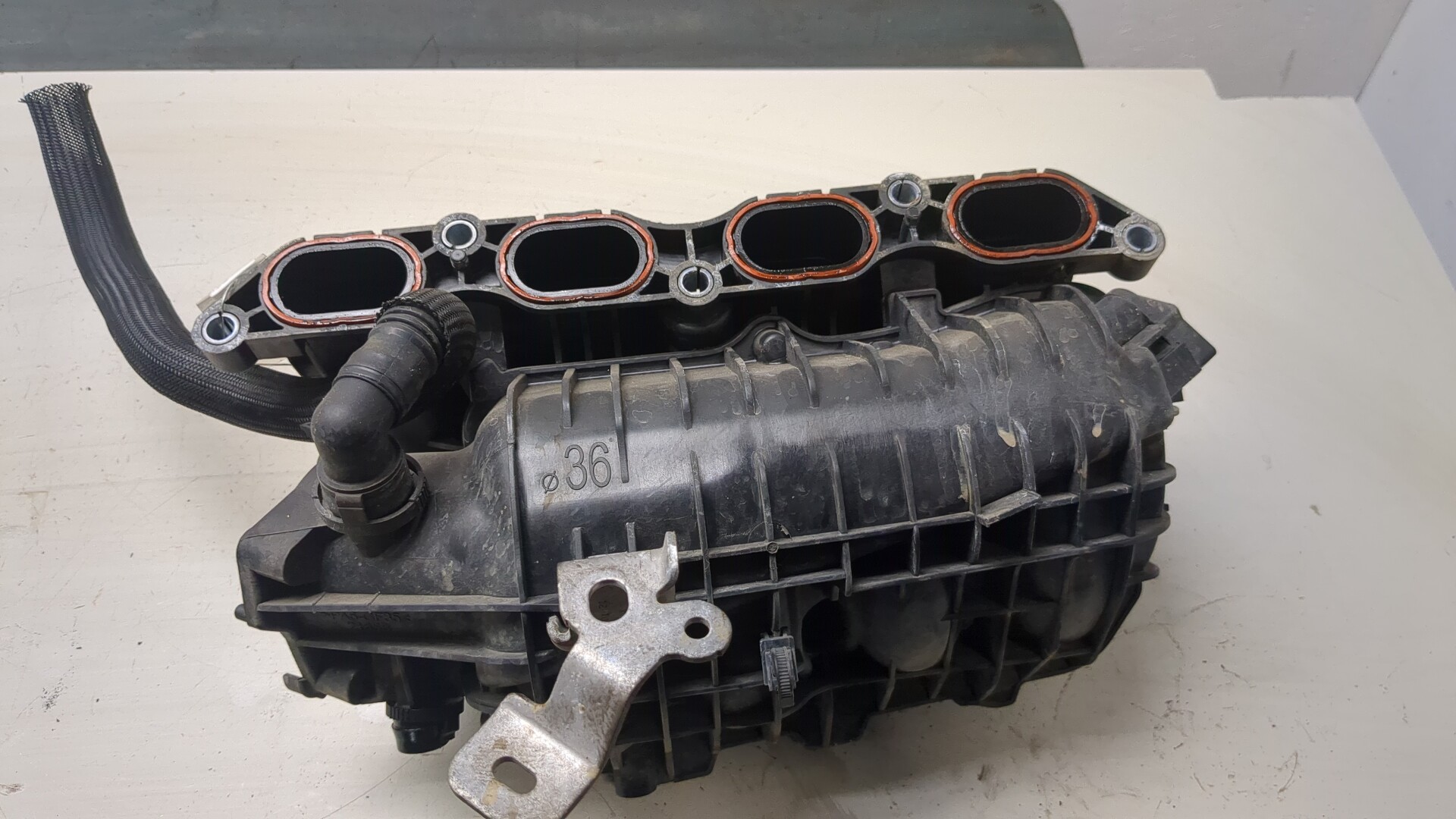 Коллектор впускной