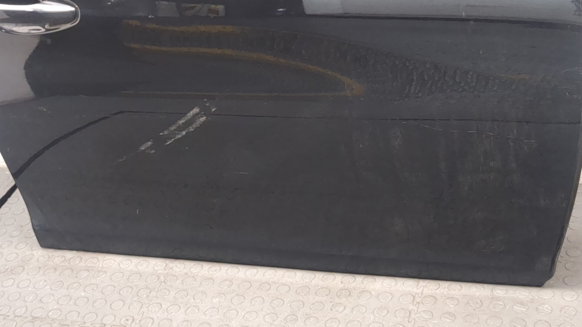 Дверь передняя правая