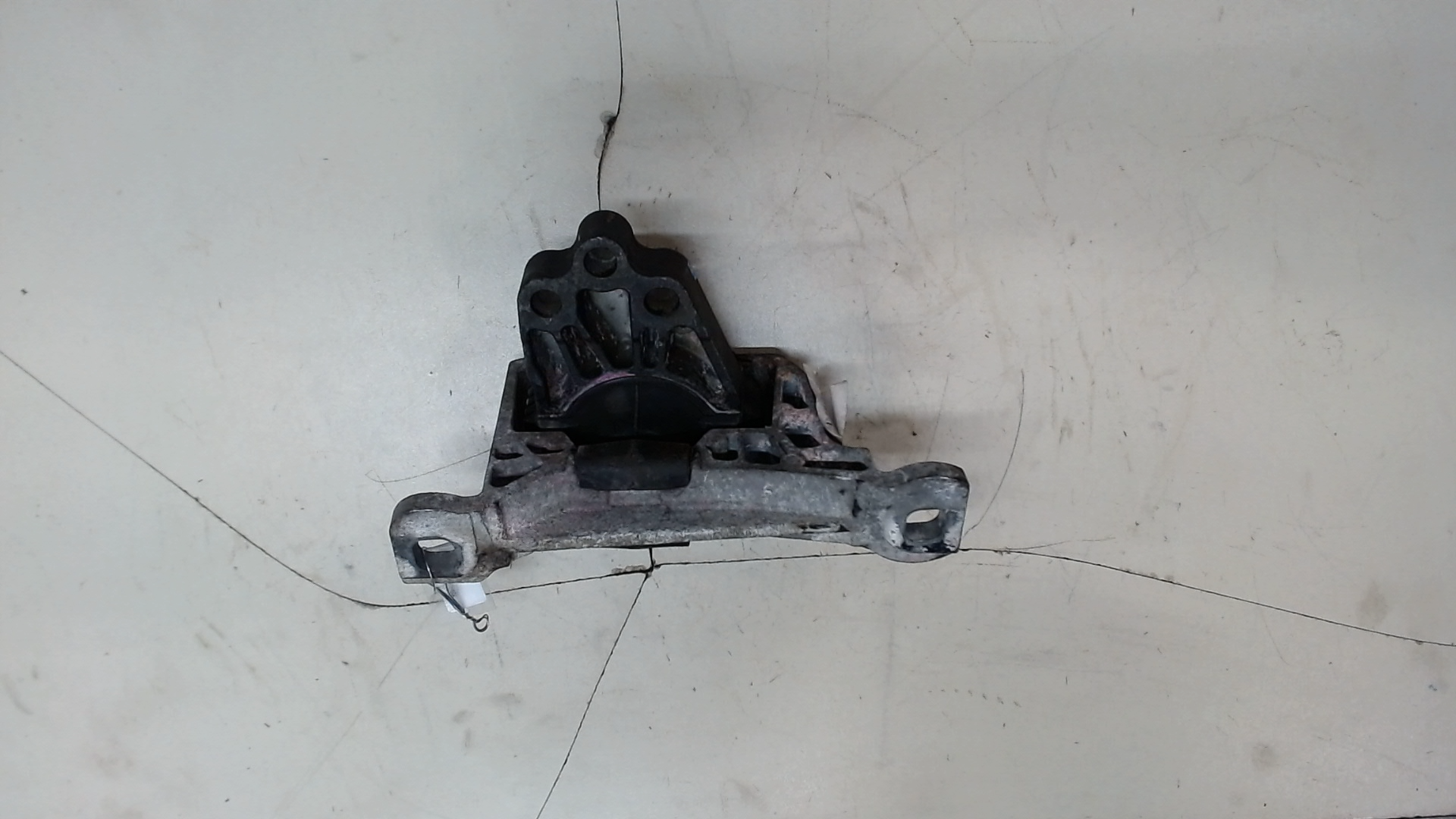 Опора двигателя