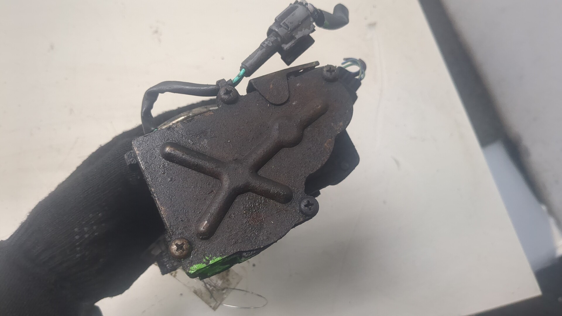 Заслонка дроссельная электрическая