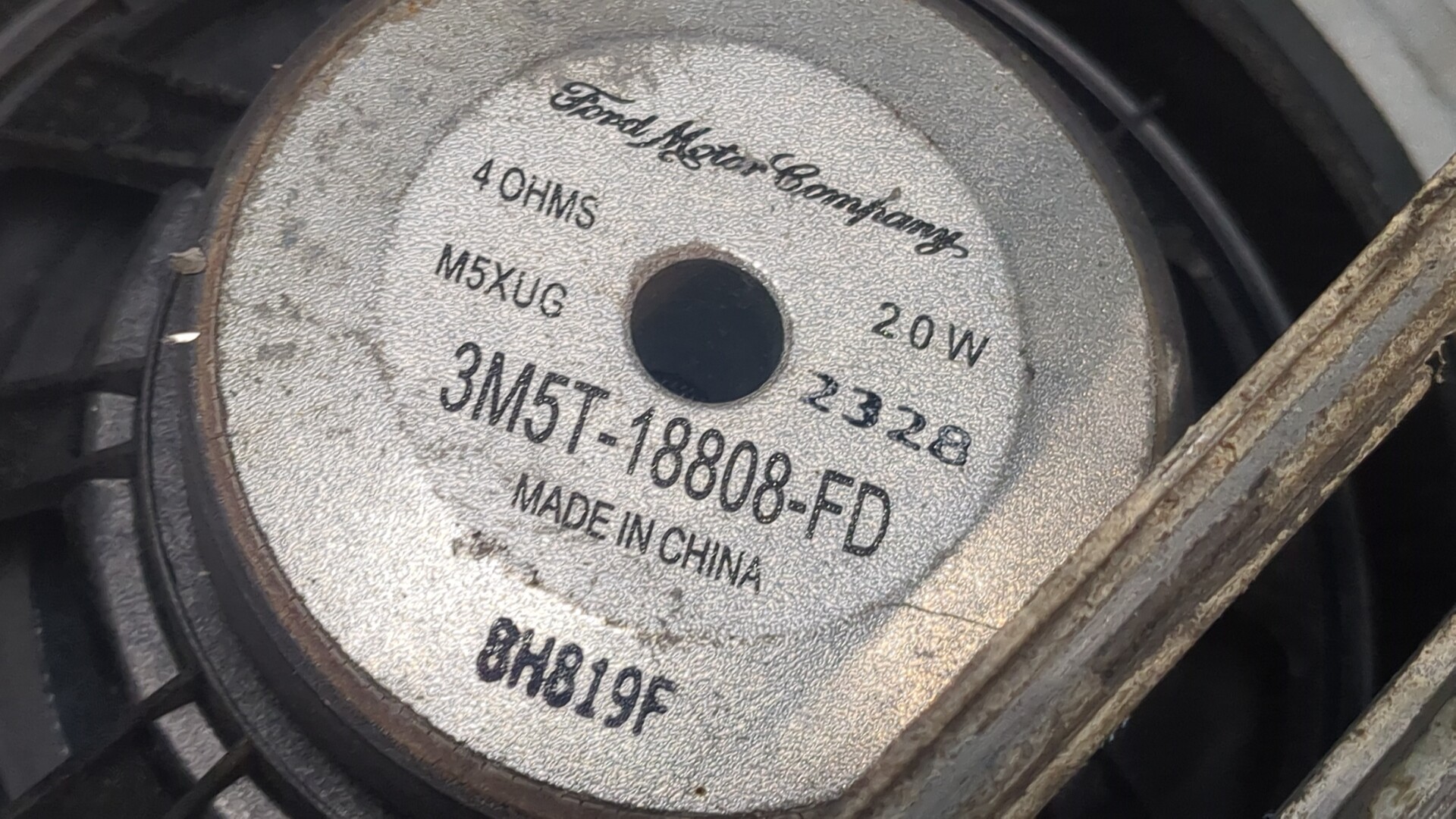 Стеклоподъемник электр. задний левый