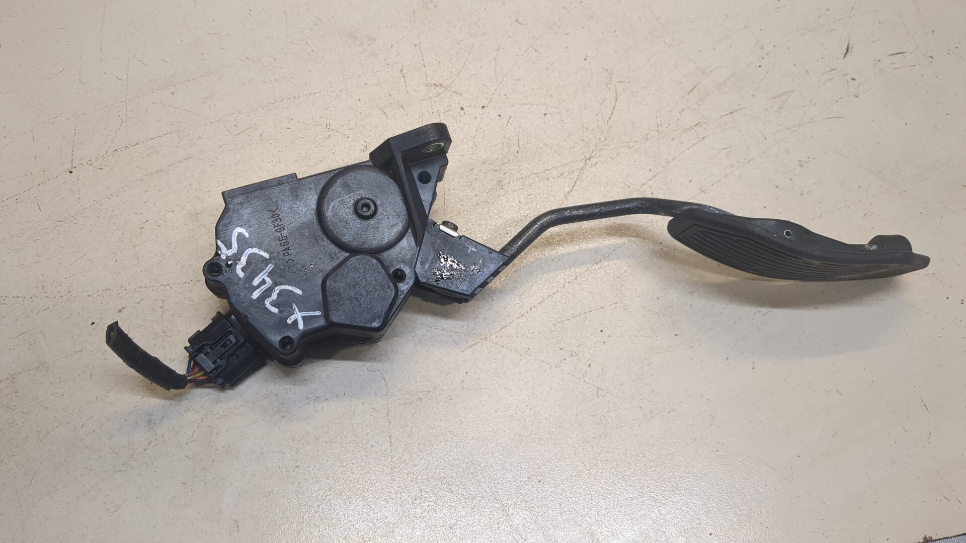 Педаль газа